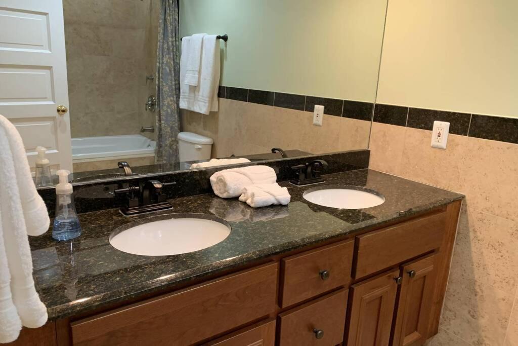 Studio Flat In The Heart Of Downtown Chicago Eksteriør billede